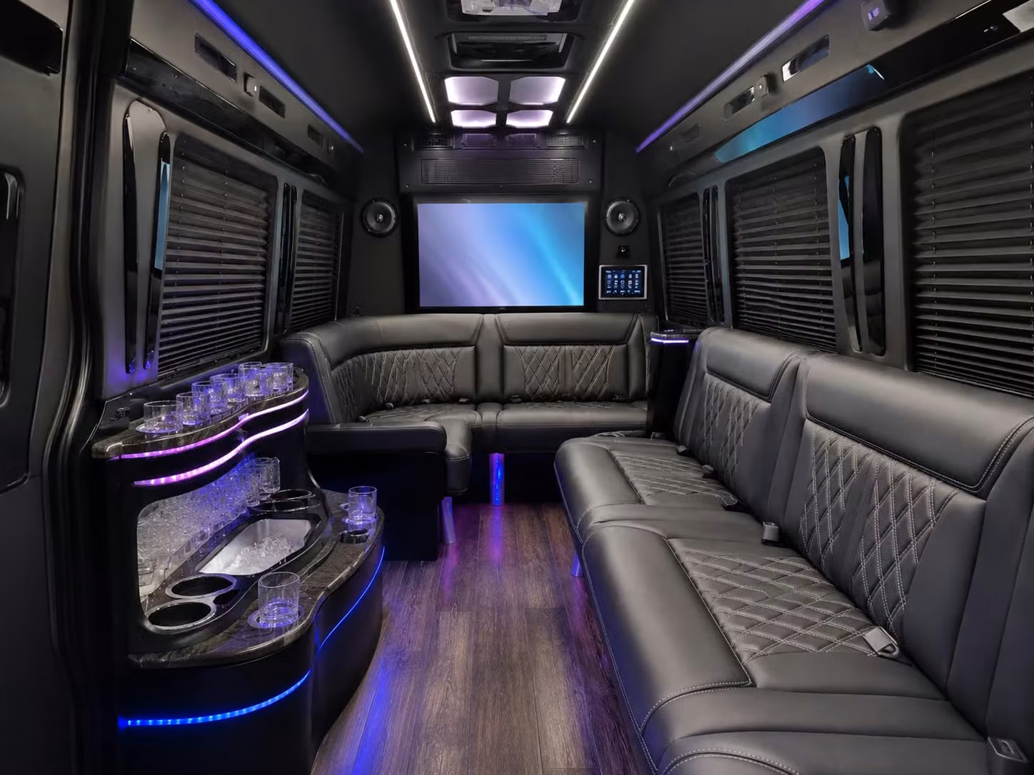 bus rental options for chesapeake trips