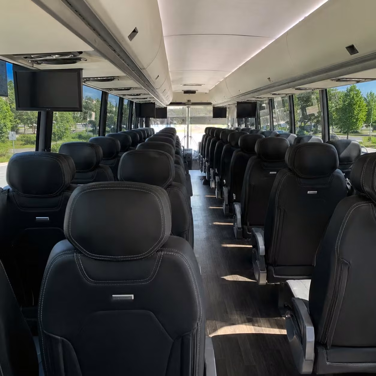 charter bus rentals for chesapeake history and outdoor field trips