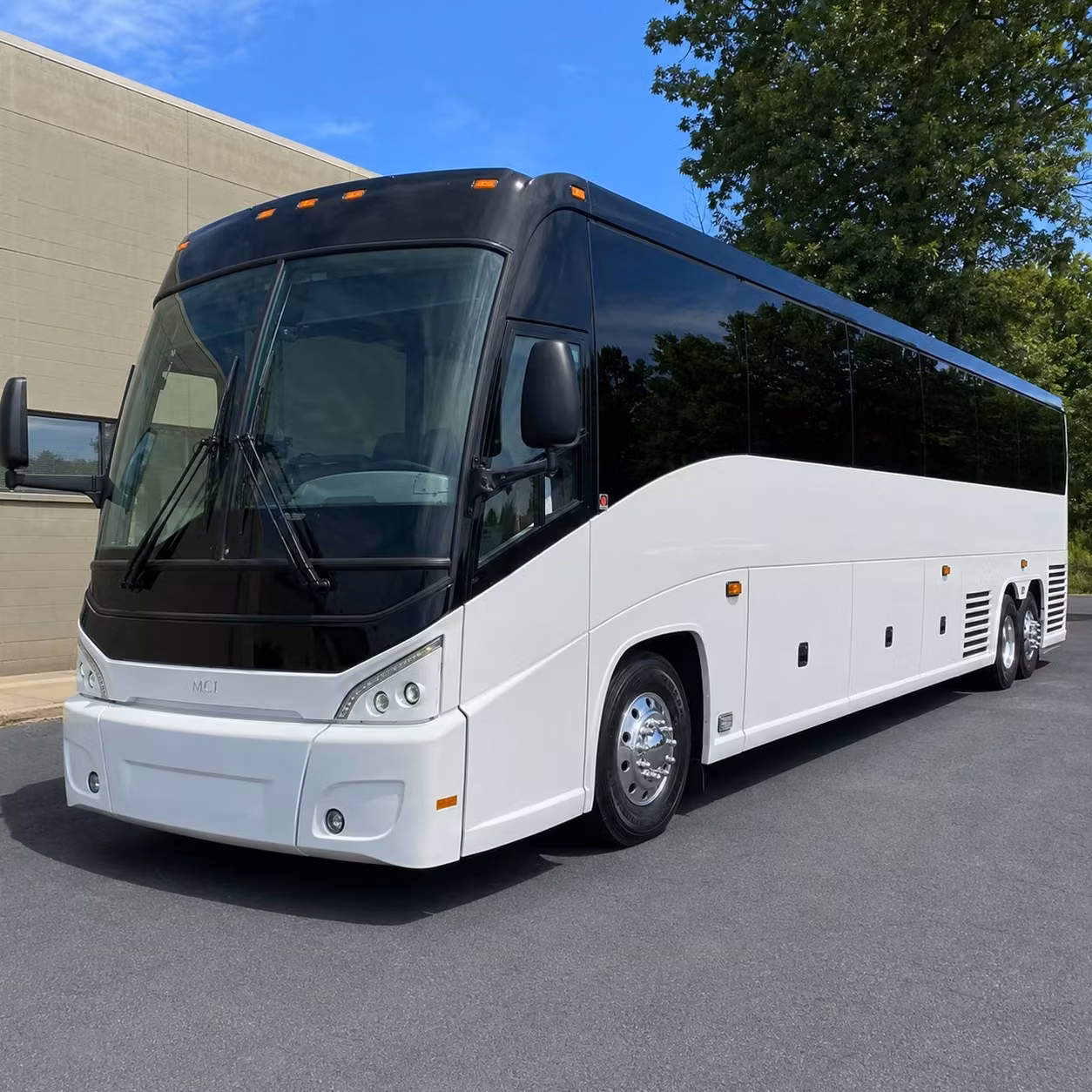 chesapeake charter bus rental exterior